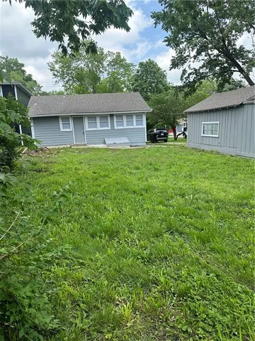 $210,000 | 1305 West 21st Street, Lawrence, KS 66046