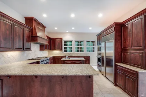 $2,950,000 | 405 London Way, Sonoma, CA 95476