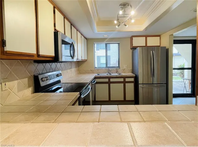 $194,500 | 4640 Chantelle Drive, Unit N106, Naples, FL 34112