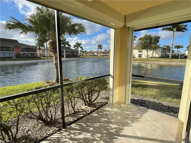 $194,500 | 4640 Chantelle Drive, Unit N106, Naples, FL 34112