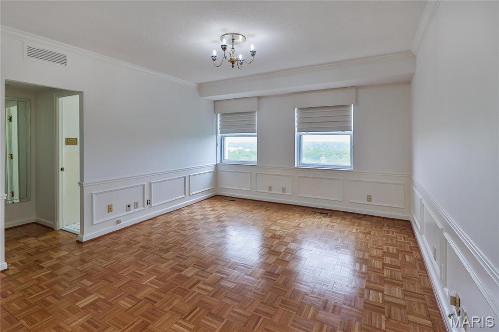 710 South Hanley Road, Unit 18A Clayton, MO 63105 - Photo 14 of 23 Gallery Image 14