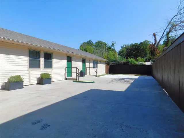 $1,895 | 314 Jagoe Street, Unit 101, Denton, TX 76201