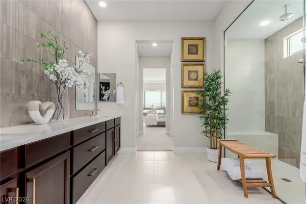 $1,295,000 | 100 Water Cliff Lane, Henderson, NV 89011