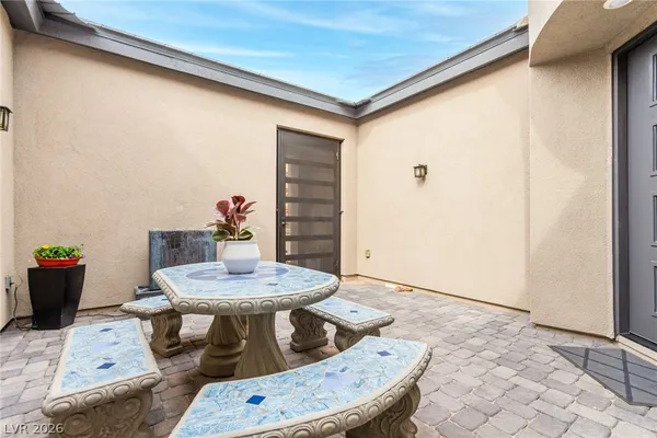 $1,295,000 | 100 Water Cliff Lane, Henderson, NV 89011