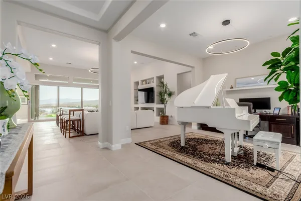 $1,295,000 | 100 Water Cliff Lane, Henderson, NV 89011