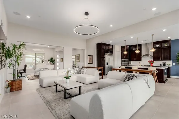 $1,295,000 | 100 Water Cliff Lane, Henderson, NV 89011