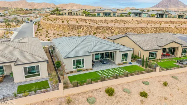 $1,295,000 | 100 Water Cliff Lane, Henderson, NV 89011