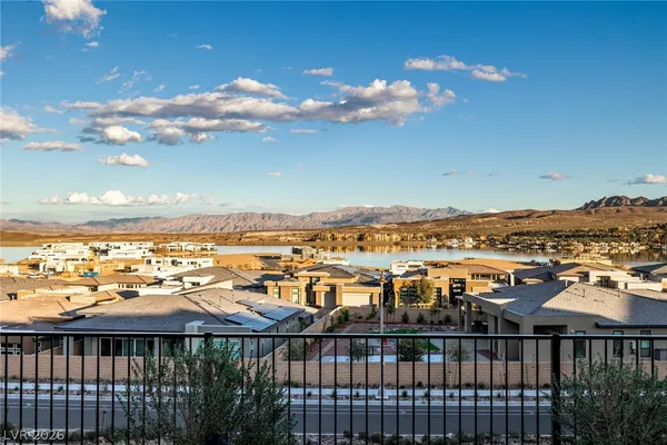 $1,295,000 | 100 Water Cliff Lane, Henderson, NV 89011