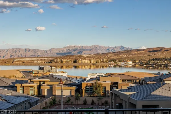 $1,295,000 | 100 Water Cliff Lane, Henderson, NV 89011