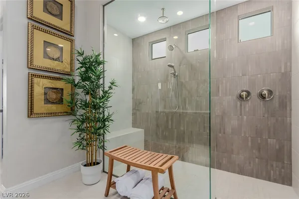 $1,295,000 | 100 Water Cliff Lane, Henderson, NV 89011