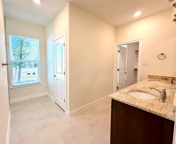 $3,300 | 12871 Oak Barrel Road, Willis, TX 77378