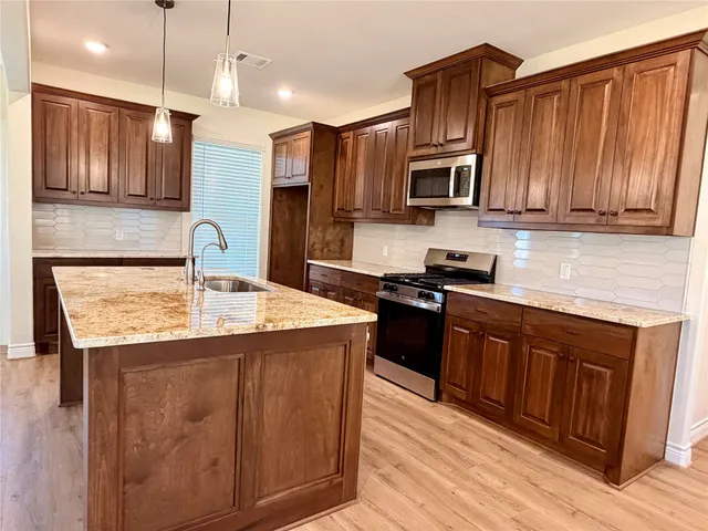 $3,300 | 12871 Oak Barrel Road, Willis, TX 77378