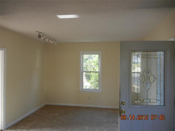 389 Riverside Street Lowell, MA 01854 - Photo 23 of 30 Gallery Image 23