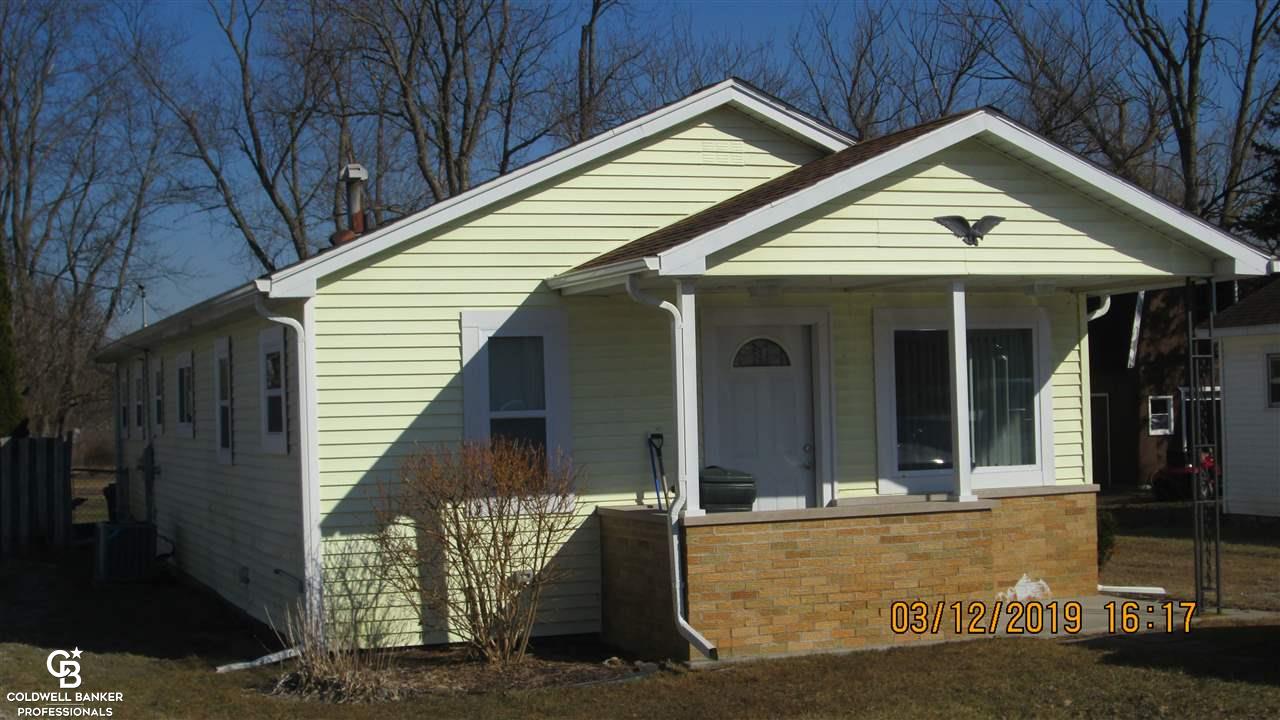 1914 Allen Road Smiths Creek, MI 48074 - Photo 1 of 26