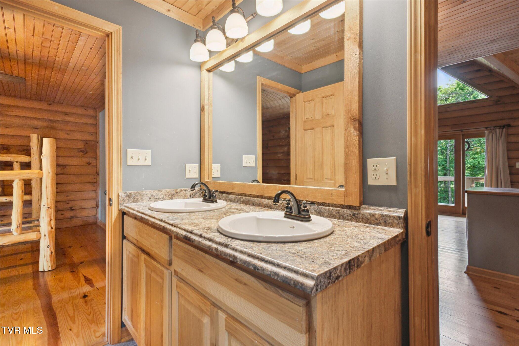 9245 Mendota Road Mendota, VA 24270 - Photo 14 of 42 *