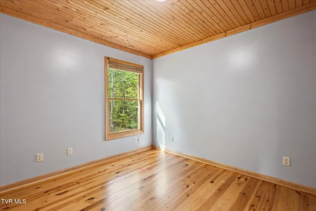 $675,000 | 9245 Mendota Road, Mendota, VA 24270