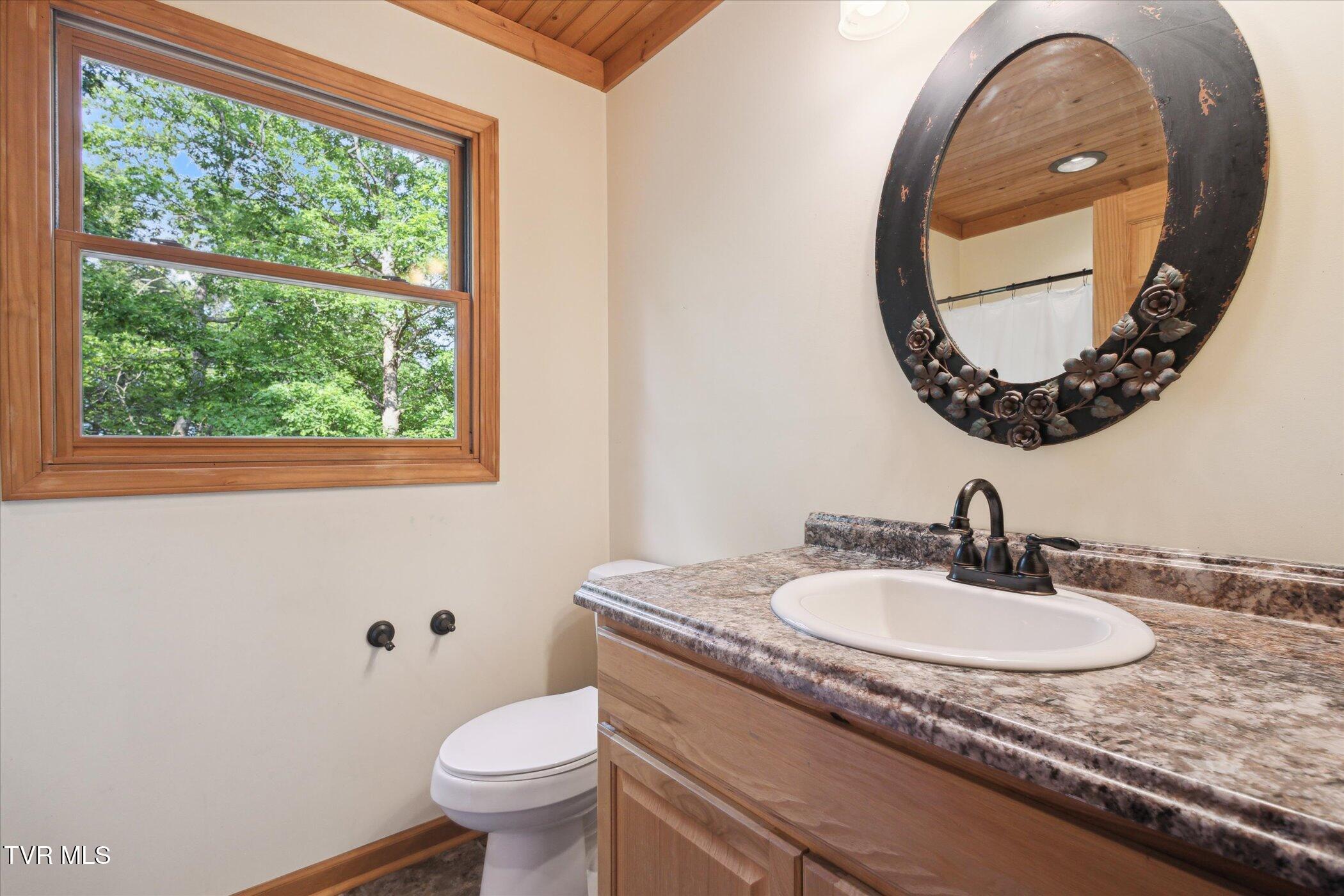 9245 Mendota Road Mendota, VA 24270 - Photo 20 of 42 *