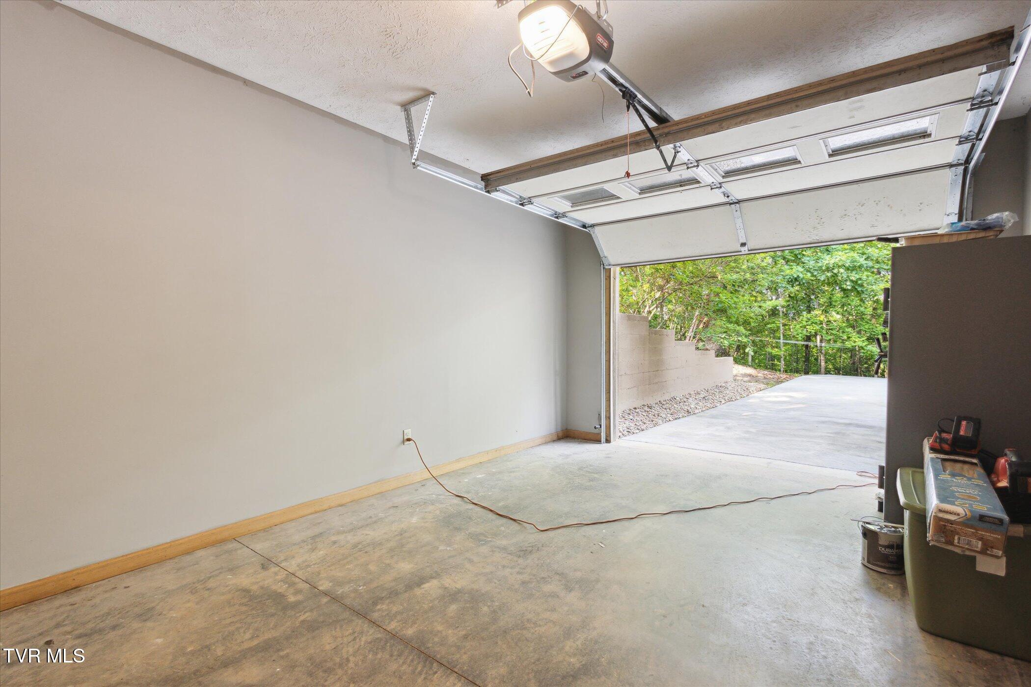 9245 Mendota Road Mendota, VA 24270 - Photo 23 of 42 *