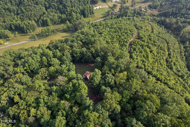 $675,000 | 9245 Mendota Road, Mendota, VA 24270