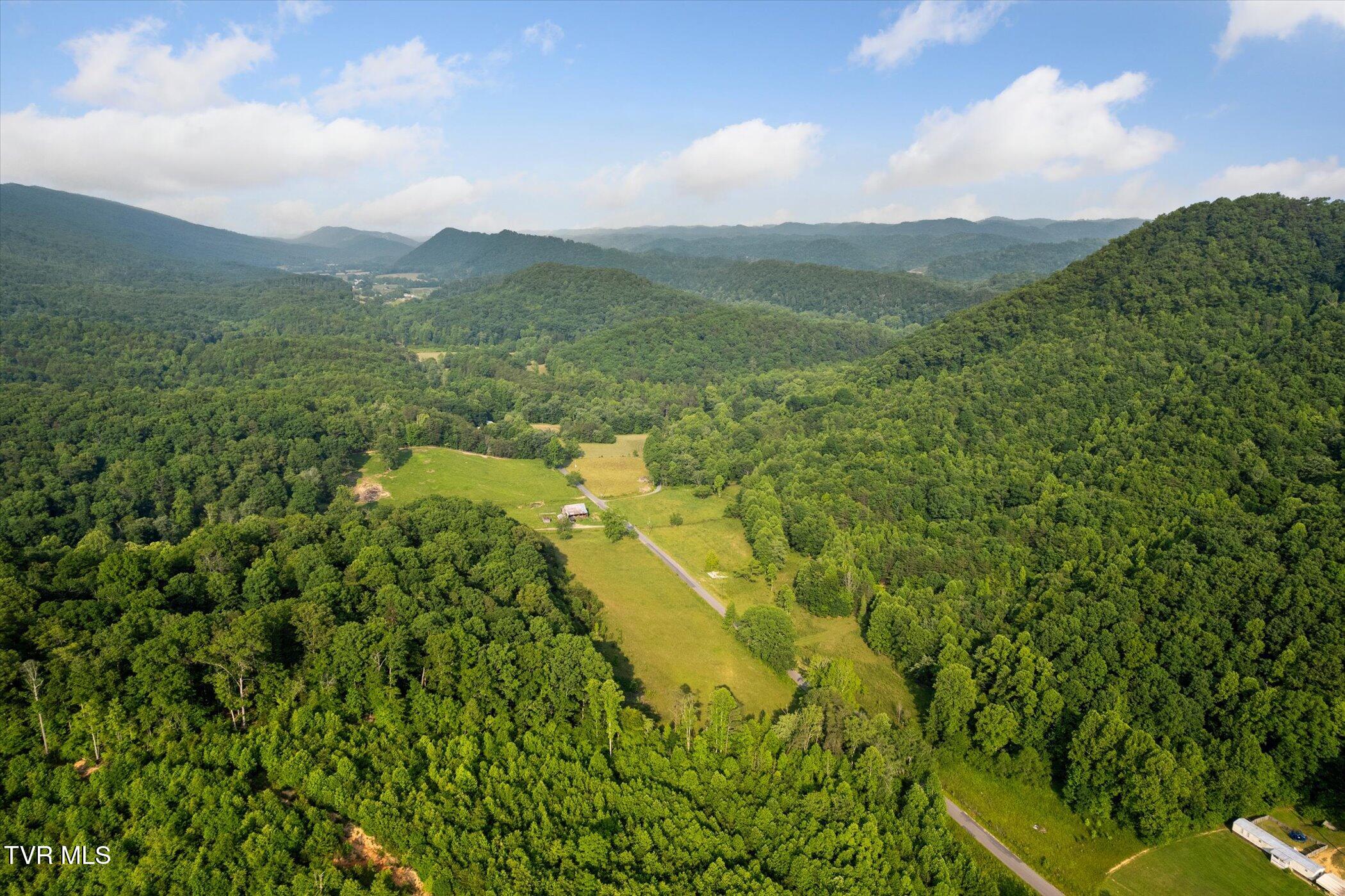 9245 Mendota Road Mendota, VA 24270 - Photo 35 of 42 *