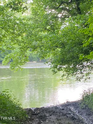 $675,000 | 9245 Mendota Road, Mendota, VA 24270