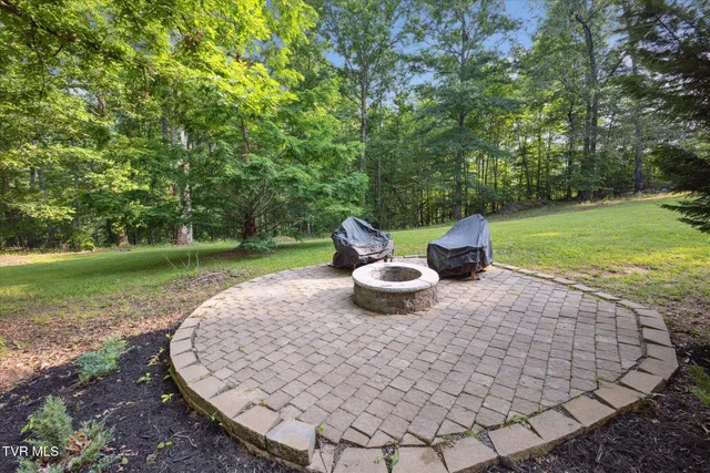 $675,000 | 9245 Mendota Road, Mendota, VA 24270