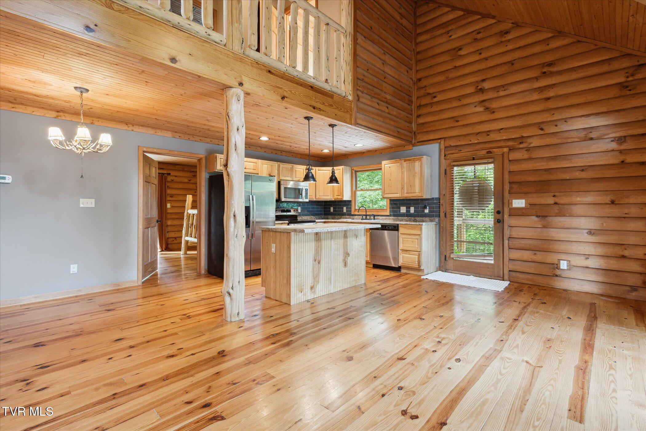 9245 Mendota Road Mendota, VA 24270 - Photo 7 of 42 *