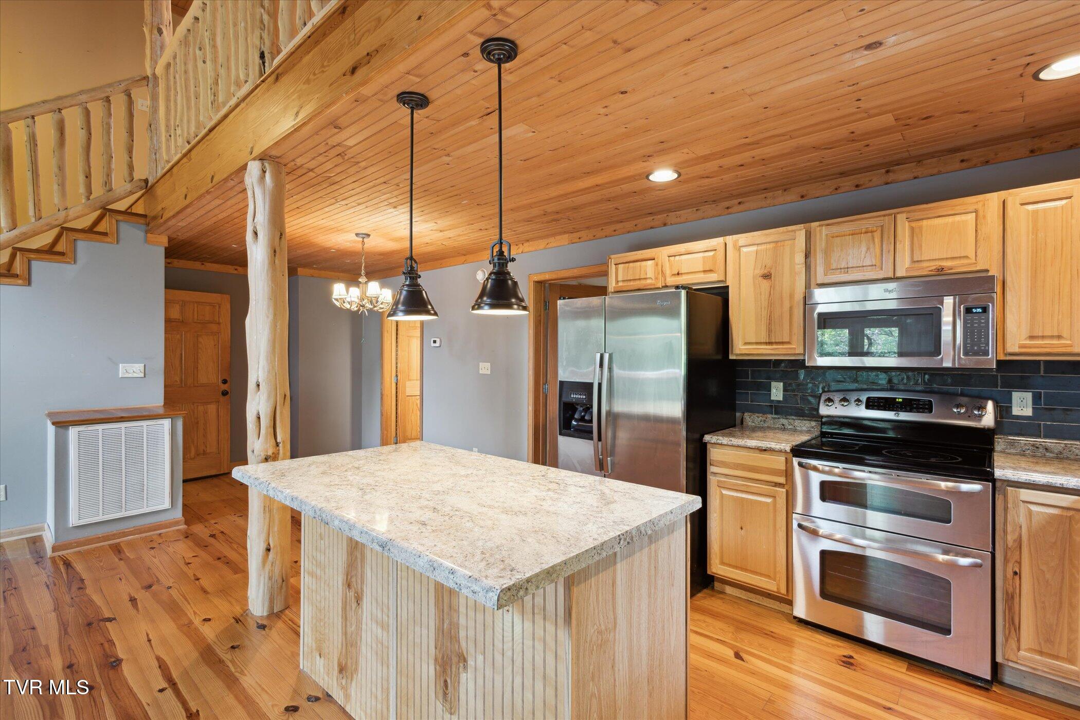 9245 Mendota Road Mendota, VA 24270 - Photo 10 of 42 *