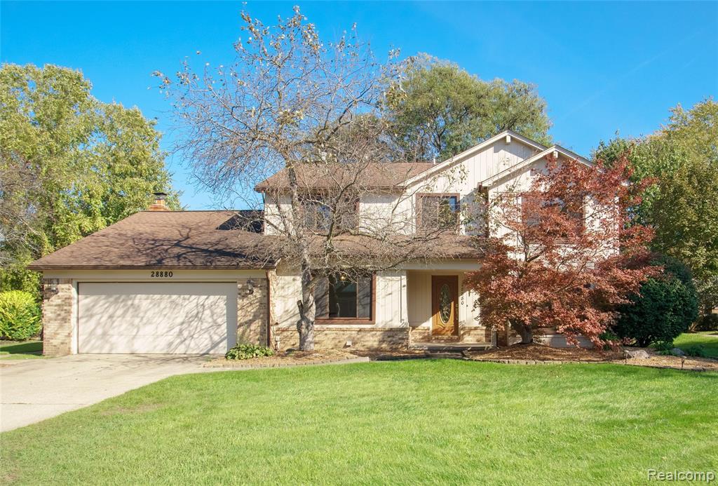 28880 Nottoway Farmington, MI 48331 - Photo 1 of 1