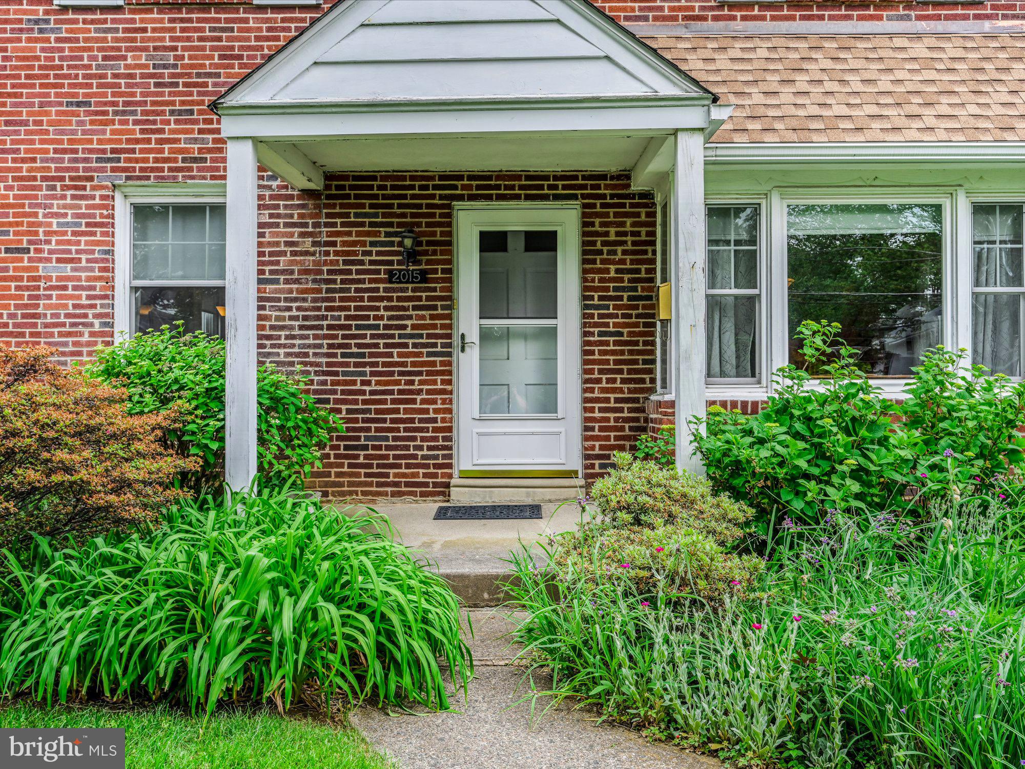 2015 East County Line Road Ardmore, PA 19003 - Photo 3 of 34
