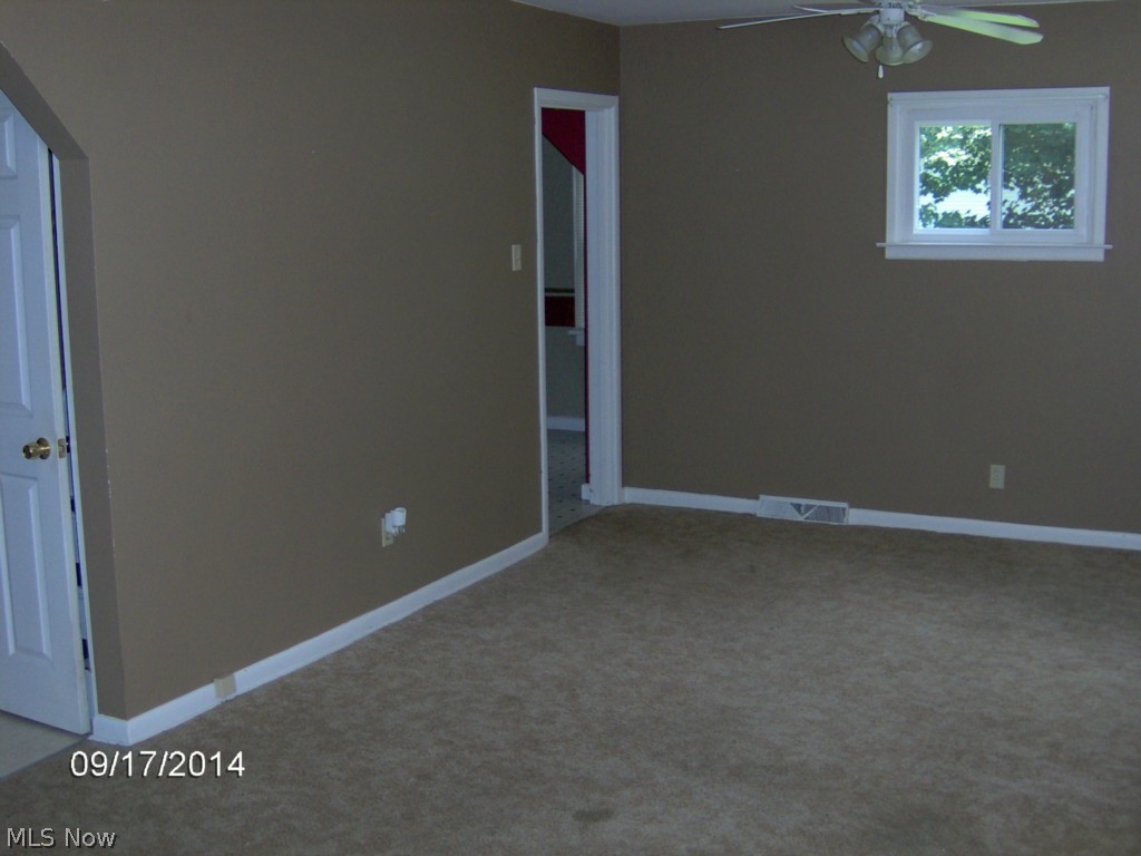 877 Iredell Street Akron, OH 44310 - Photo 3 of 6