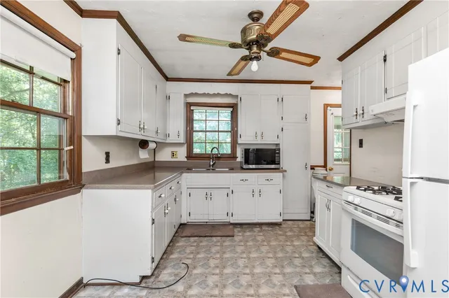 $269,995 | 8420 Centennial Road, Disputanta, VA 23842