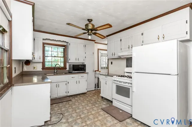 $269,995 | 8420 Centennial Road, Disputanta, VA 23842