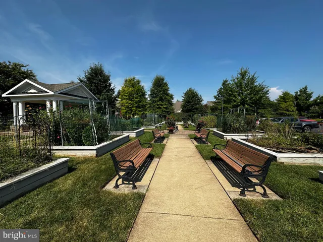 $350,000 | 20655 Hope Spring Terrace, Unit 104, Ashburn, VA 20147