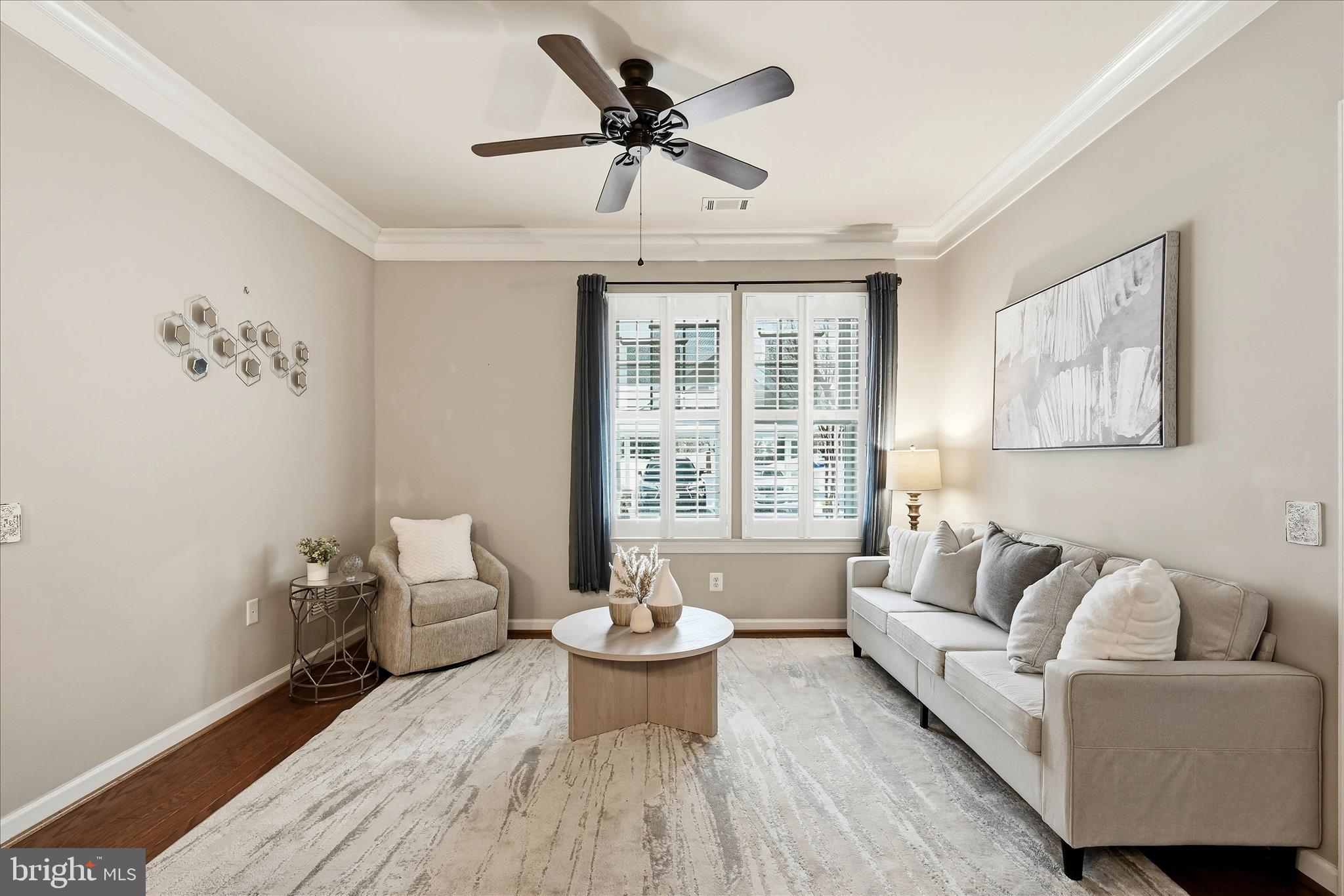 20655 Hope Spring Terrace, Unit 104 Ashburn, VA 20147 - Photo 3 of 40 Living Room