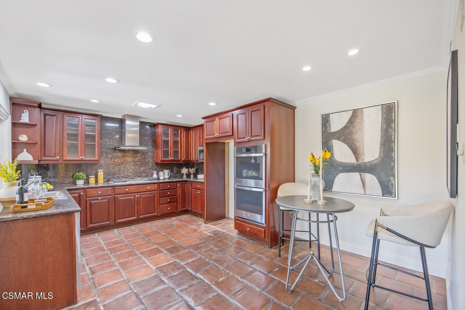 1832 Fallview Road Westlake Village, CA 91361 - Photo 15 of 41 kitchen