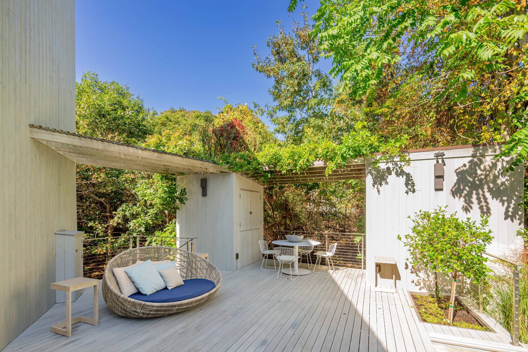29 Cliff Road Amagansett, NY 11930 - Photo 25 of 43 Gallery Image 25
