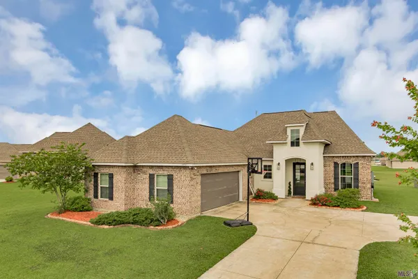$310,000 | 4640 Longwood Drive, Addis, LA 70710