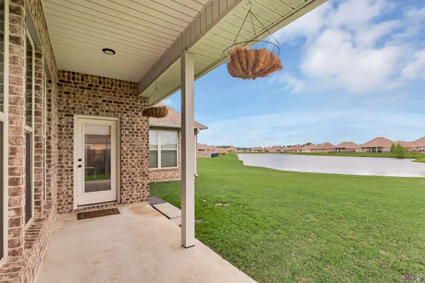 $310,000 | 4640 Longwood Drive, Addis, LA 70710