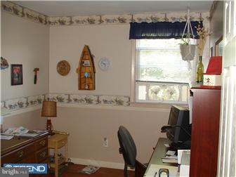 11743 Brandon Road Philadelphia, PA 19154 - Photo 8 of 12 Bedroom 3