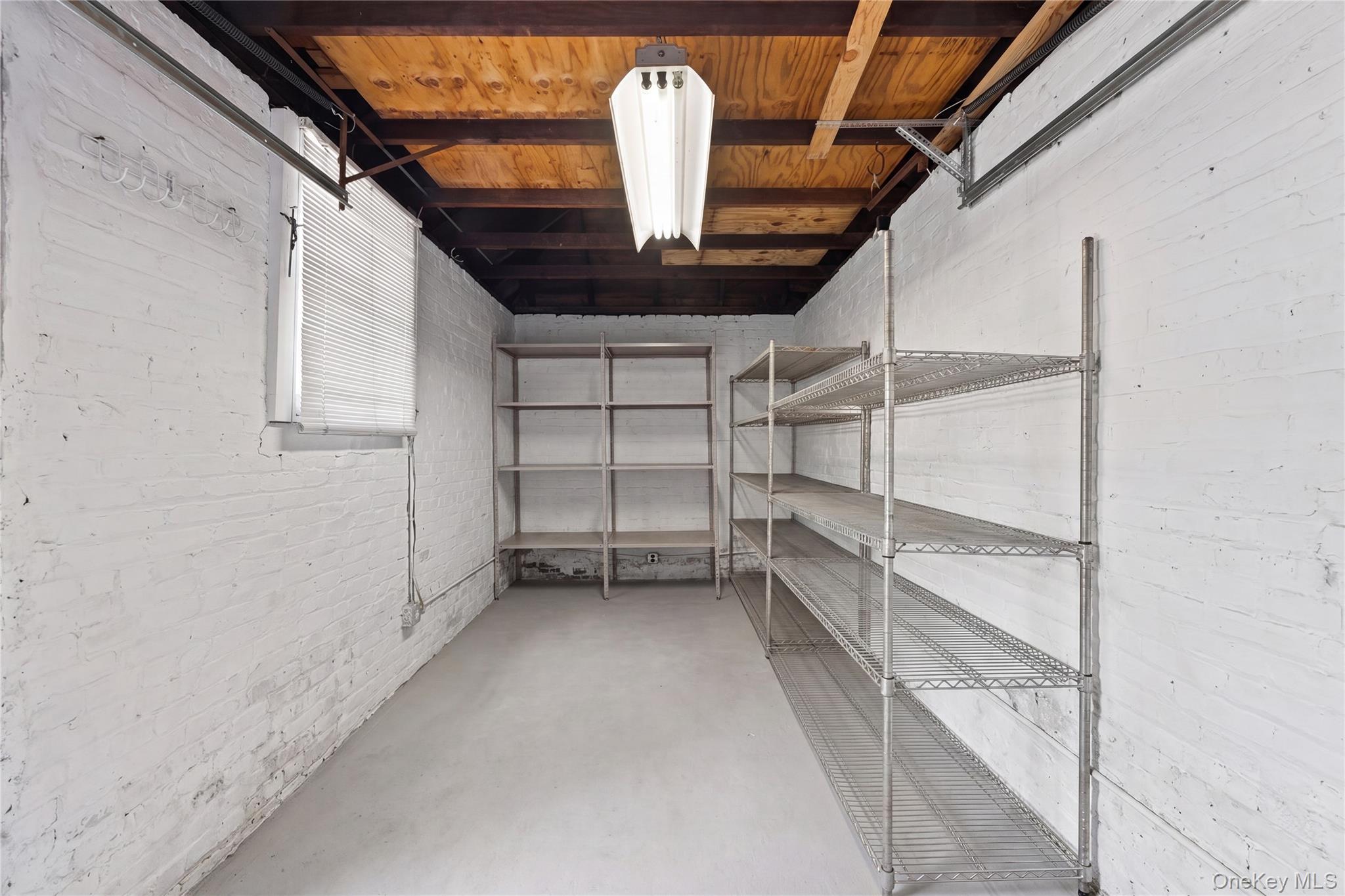 2328 Williamsbridge Road Bronx, NY 10469 - Photo 42 of 50