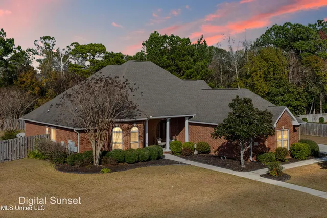 $560,000 | 6205 Silverleaf Drive, Ocean Springs, MS 39564