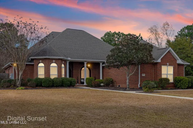 $560,000 | 6205 Silverleaf Drive, Ocean Springs, MS 39564