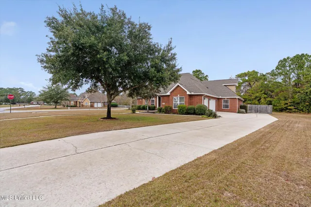 $560,000 | 6205 Silverleaf Drive, Ocean Springs, MS 39564