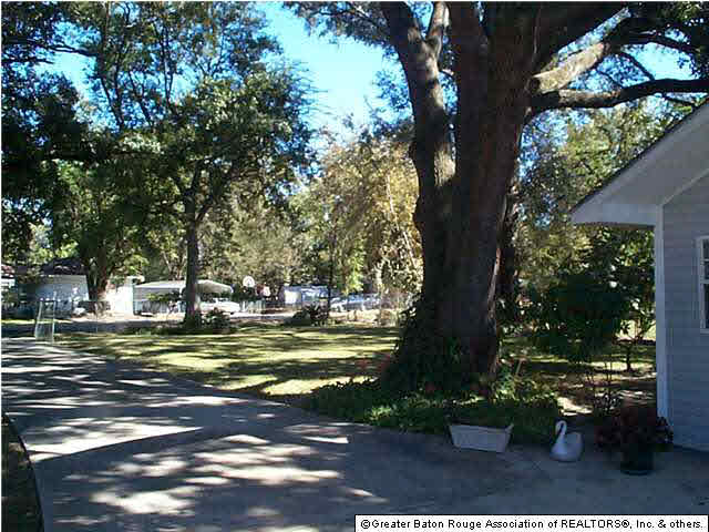 3958 Evangeline Street Baton Rouge, LA 70805 - Photo 3 of 16 Gallery Image 3