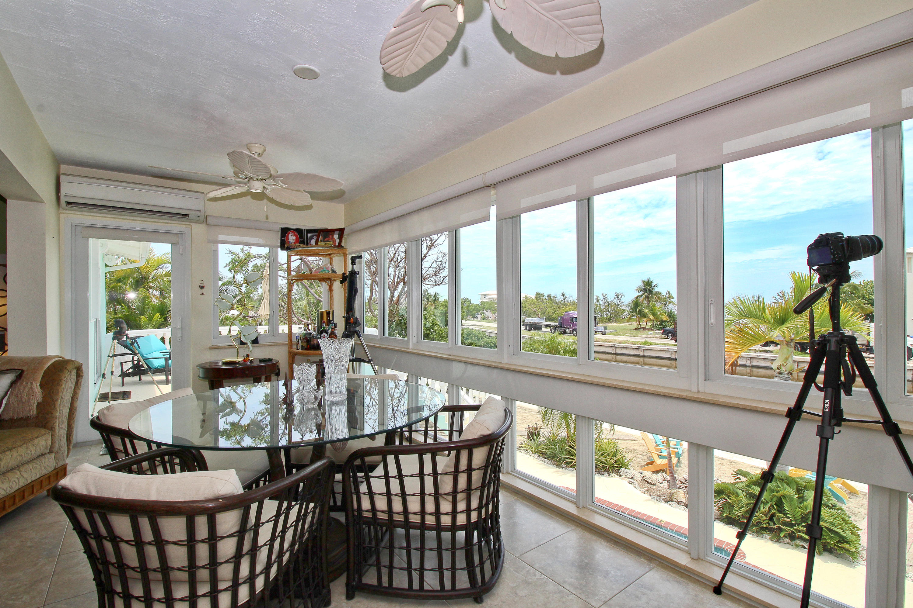 558 Sombrero Beach Road Marathon, FL 33050 - Photo 23 of 55 Sun Room
