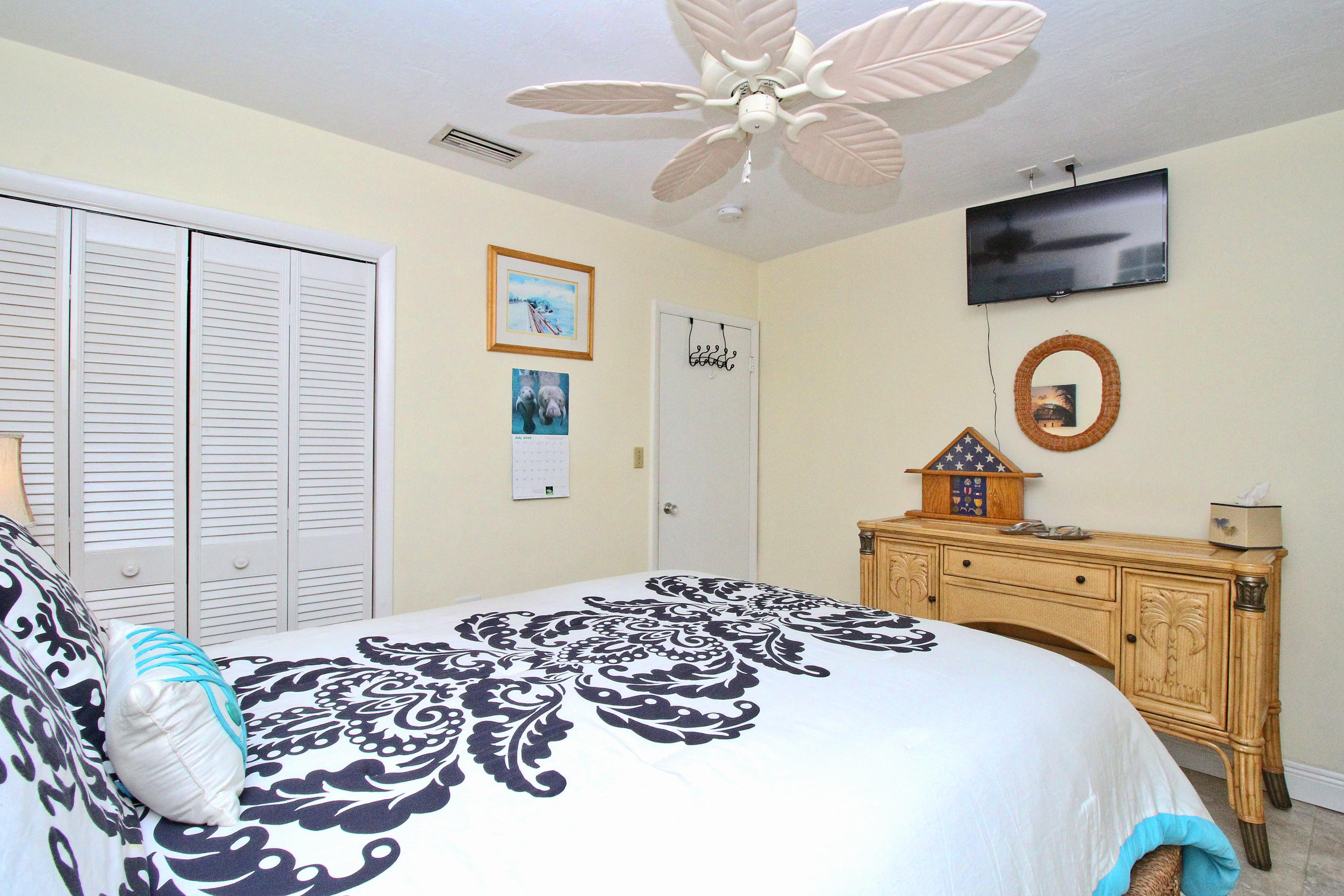 558 Sombrero Beach Road Marathon, FL 33050 - Photo 30 of 55 Guest Bedroom 1