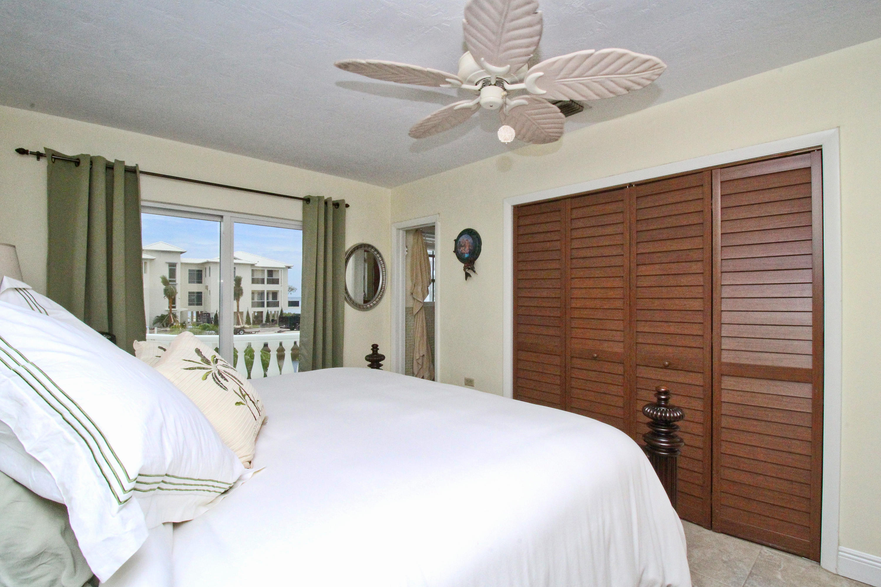 558 Sombrero Beach Road Marathon, FL 33050 - Photo 35 of 55 Master Bedroom
