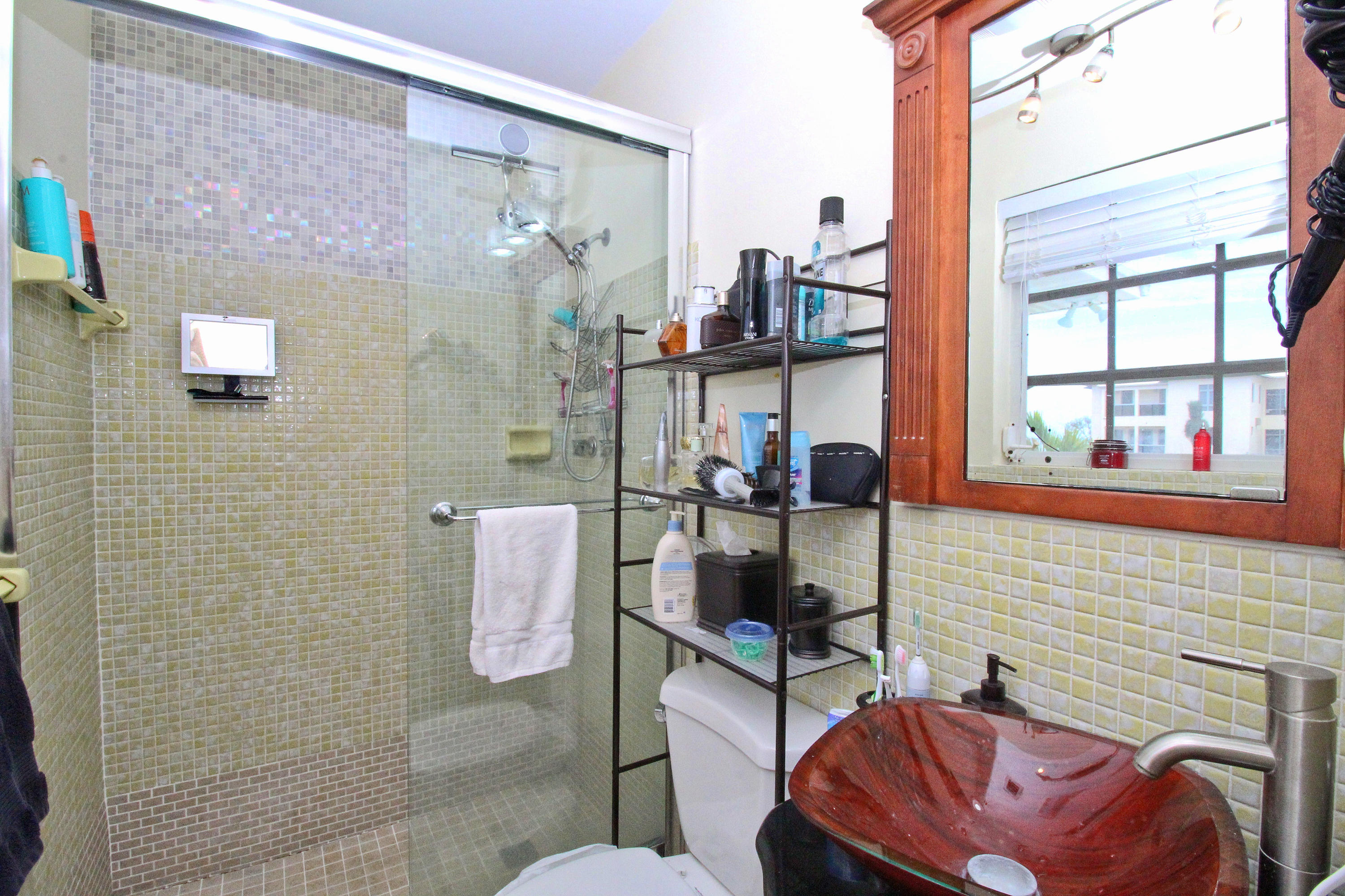 558 Sombrero Beach Road Marathon, FL 33050 - Photo 37 of 55 Master Bathroom