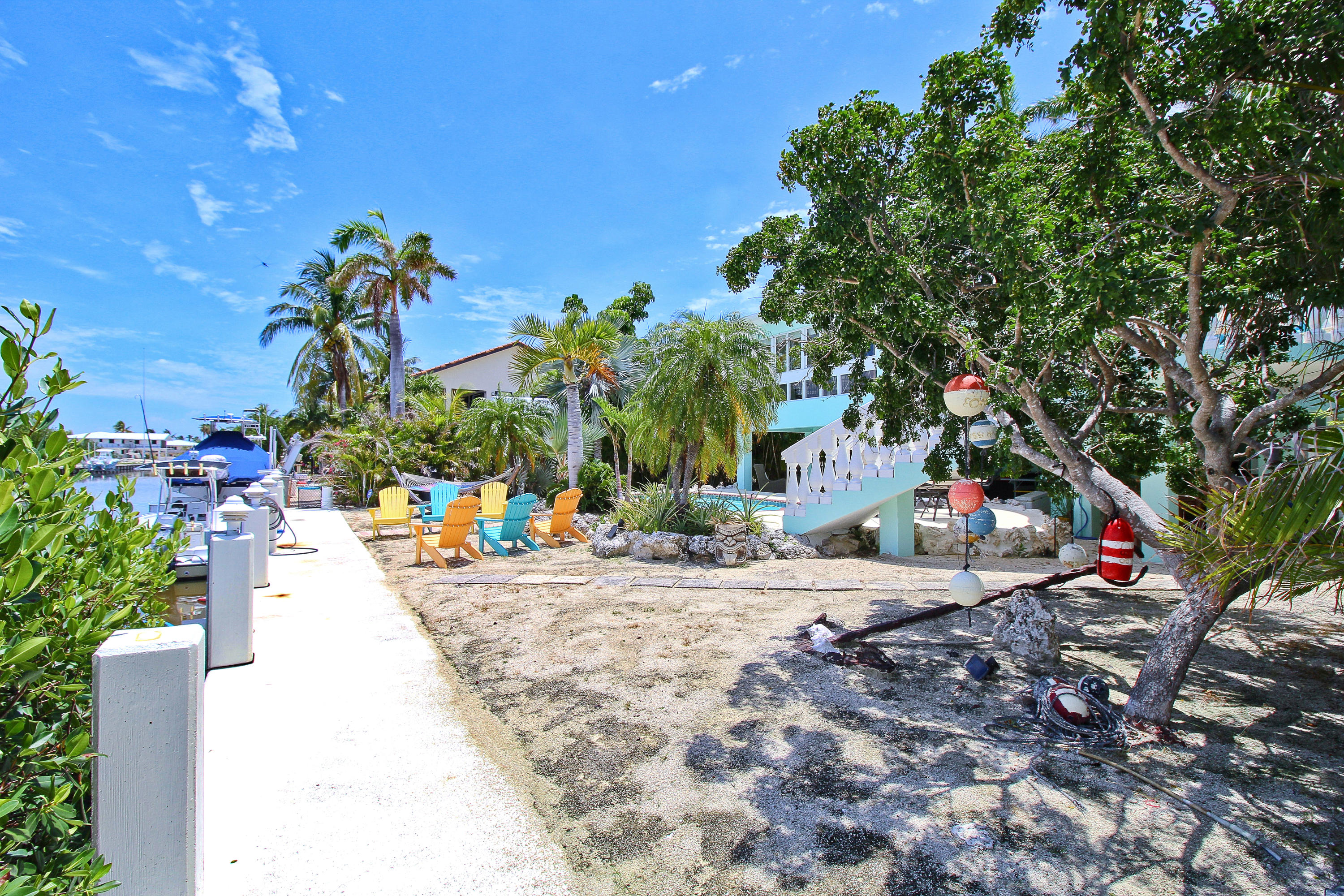 558 Sombrero Beach Road Marathon, FL 33050 - Photo 42 of 55 Concrete Seawall